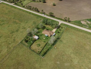 3082 County Road 166, Bay City, TX 77414 - photo 5