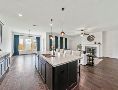 Everyone has a dream kitchen. Look at how spacious it is.  A gathering place for friends and family and most especially for those passionate chefs at home. Imagine the chef of the kitchen performing his/her tasty skills while cooking and baking. The secret ingredient is always Love. Truly a happy kitchen is a happy home.