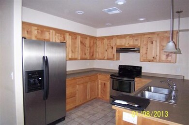 2214 NW Kip Ln, Grants Pass, OR 97526 - photo 2