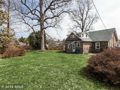 238 Ridgeway Rd, Catonsville, MD 21228 - photo 3