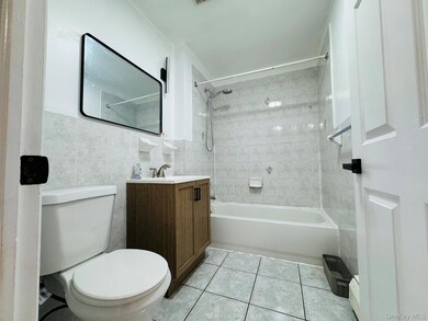 53 W 192nd St unit 3A, Bronx, NY 10468 - photo 4