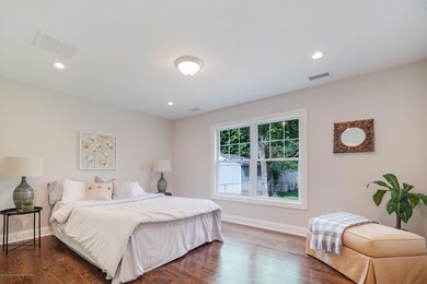 595 Hopping Rd, Belford, NJ 07718 - photo 6