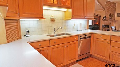 1427 1427 Sequoia, Tyler, TX 75703 - photo 5