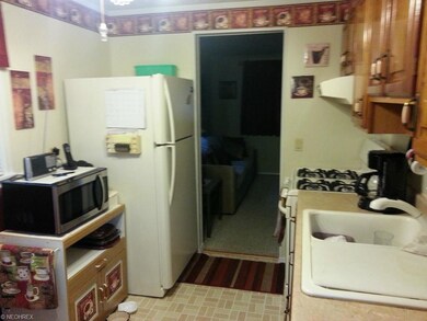 Lots of room to prepare any meal!