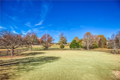 1252 White Columns Dr, Monroe, GA 30656 - photo 7