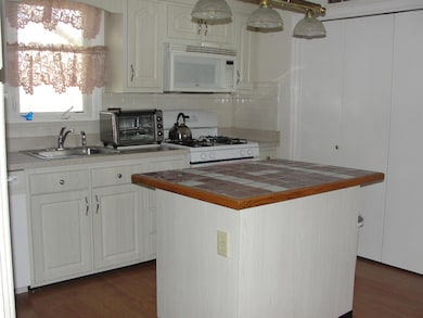 88 Clear Brook Rd, West Yarmouth, MA 02673 - photo 6