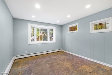 654 Suffern Rd, Teaneck, NJ 07666 - photo 5