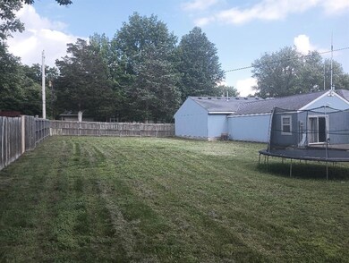 1712 S Hands St, Independence, MO 64055 - photo 6