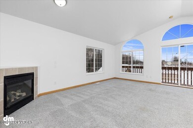 04-Living Room-DW-3597