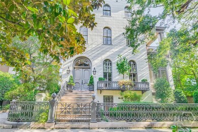 20 W Gaston St, Savannah, GA 31401 - photo 4