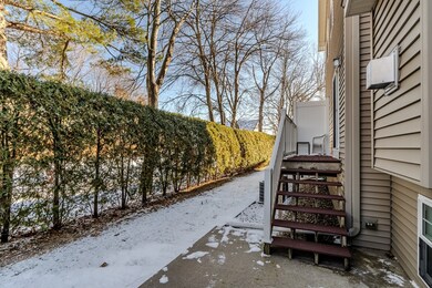517 Ideal Ln unit 203, Ludlow, MA 01056 - photo 4