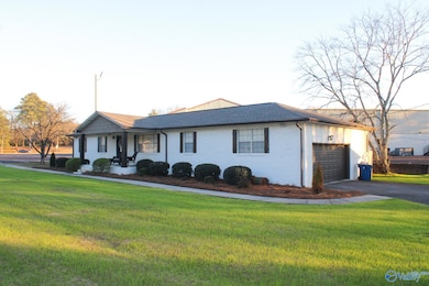 202 Helen St, Rainbow City, AL 35906 - photo 2