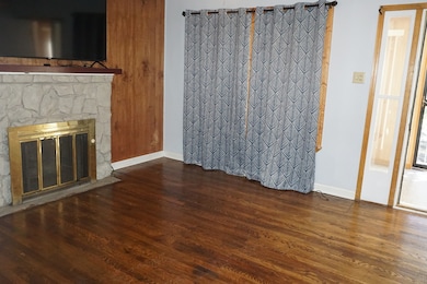 14542 Turner Ave, Midlothian, IL 60445 - photo 4