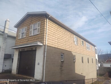 92 Loomis St, Wilkes-Barre, PA 18702 - photo 2