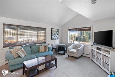 04-Living Room_ELI09410