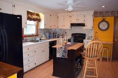 195 Mariner Cir, Cotuit, MA 02635 - photo 2