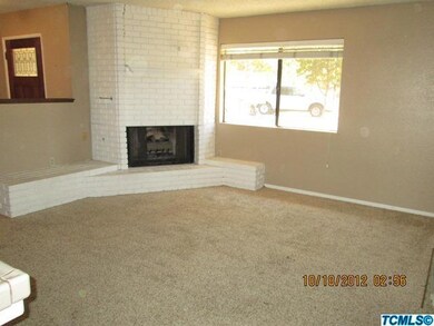 632 E Henderson Ave, Porterville, CA 93257 - photo 3