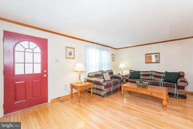 12119 Buttonwood Ln, Middle River, MD 21220 - photo 5