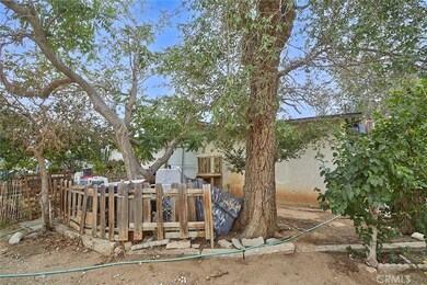 16830 Sunset Dr, Victorville, CA 92395 - photo 2