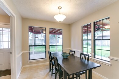 15702 Gilbertyn Dr, Tomball, TX 77377 - photo 4