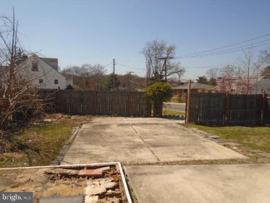 118 N Marlyn Ave, Essex, MD 21221 - photo 5