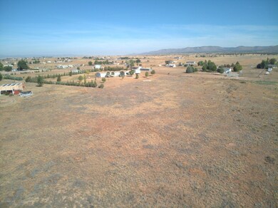 25300 N Patricia Lot 1 Rd, Paulden, AZ 86334 - photo 2