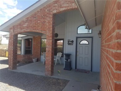 649 Orchid Dr, Horizon City, TX 79928 - photo 4