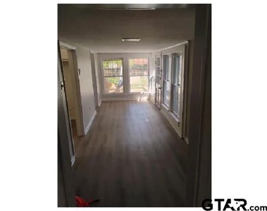 504 N Newsom St, Mineola, TX 75773 - photo 6