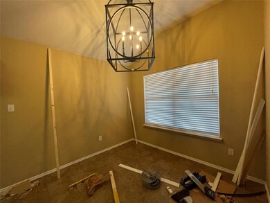 221 Sardius Blvd, Granbury, TX 76049 - photo 5