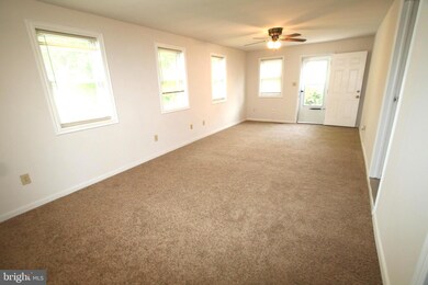 929 Montgomery St unit C, Laurel, MD 20707 - photo 4