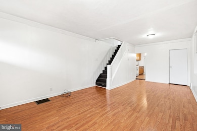 3427 W 3rd St, Marcus Hook, PA 19061 - photo 2