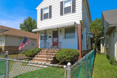 27 Hudson Ave, North Middletown, NJ 07748 - photo 3