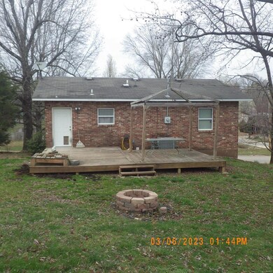 1902 Fernwood Rd, Poplar Bluff, MO 63901 - photo 2