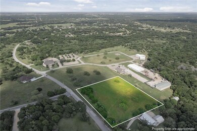 1077 White Bluff Dr, Whitney, TX 76692 - photo 3