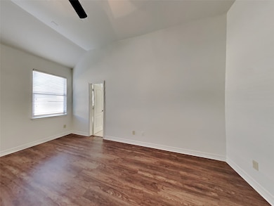 10224 Forest Glade Ct, Conroe, TX 77385 - photo 6