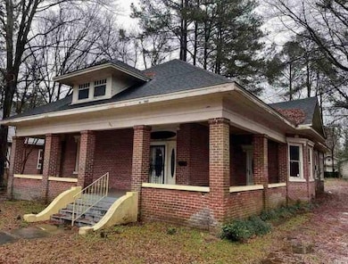 389 College Blvd, Grenada, MS 38901 - photo 2