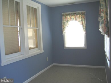 801 Norris Ln, Essex, MD 21221 - photo 4