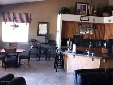 Kitchen & Dining Area