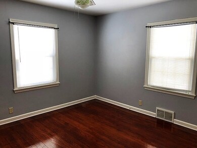 904 E Walnut St, Washington, IN 47501 - photo 6