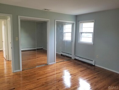 22 Roxy Ave, Edison, NJ 08820 - photo 7