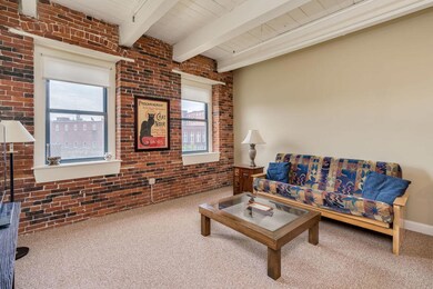 Island Terrace unit 124, Saco, ME 04072 - photo 7