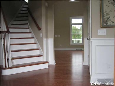 Foyer. Gracious foyer w/ hardwood fllors and detai