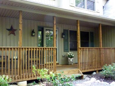 HolzFrontPorch