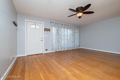 8001 Wanda Way, Louisville, KY 40219 - photo 3