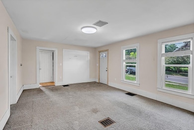 406 W 12th St, Cedar Falls, IA 50613 - photo 4