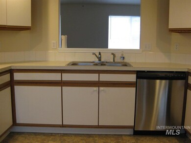 513 Fall Dr, Nampa, ID 83686 - photo 4