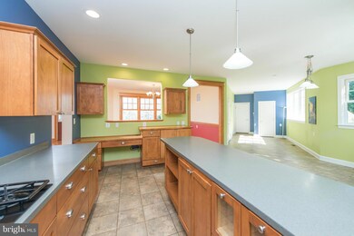 882 Pleasant Ridge Ln, Davidsonville, MD 21035 - photo 5