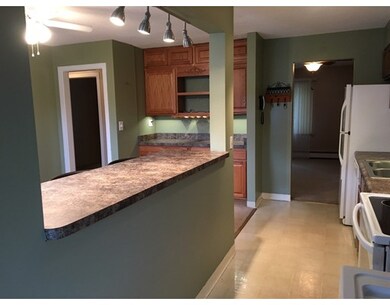 72 Robinridge Rd unit 72, Chicopee, MA 01022 - photo 5