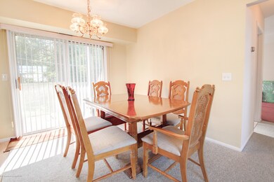 5 - 9B Georgia Dining Room 2