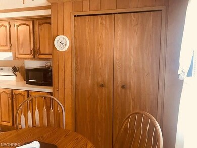 LARGE pantry in the eat-in kitchen -- you won't fi